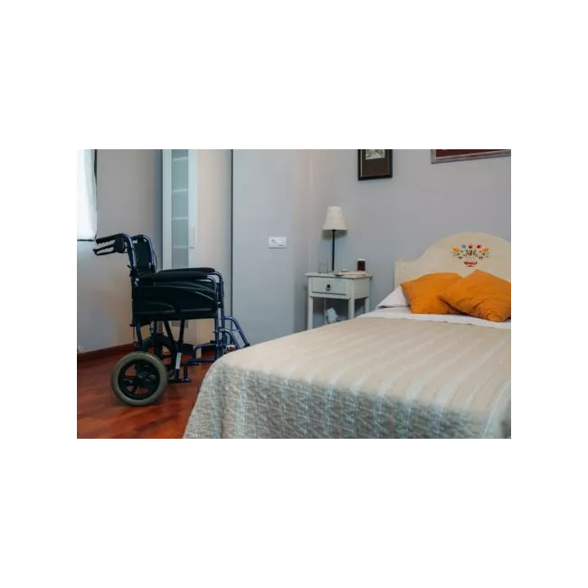 Quel est l’espace nécessaire pour installer un lit PMR chez soi ? Quel est l’espace nécessaire pour installer un lit PMR chez soi ?