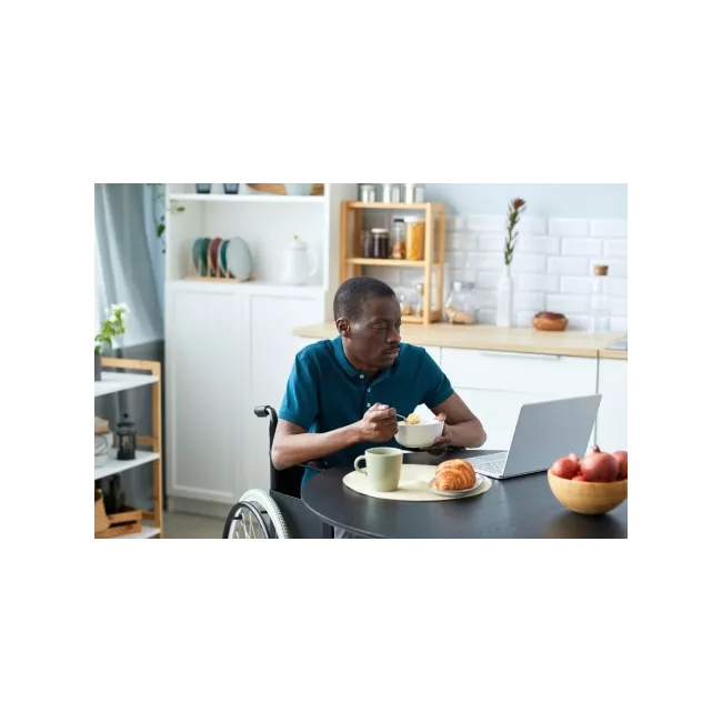 Quels équipements posséder pour aider une personne en perte d’autonomie à prendre son repas ? Quels équipements posséder pour aider une personne en perte d’autonomie à prendre son repas ?
