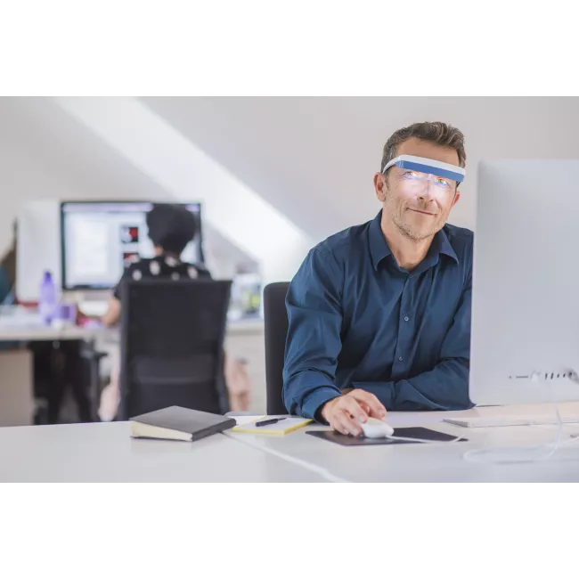 Lunettes de luminothérapie Luminette 3 — l’énergie lumineuse à porter au quotidien Lunettes de luminothérapie Luminette 3 — l’énergie lumineuse à porter au quotidien