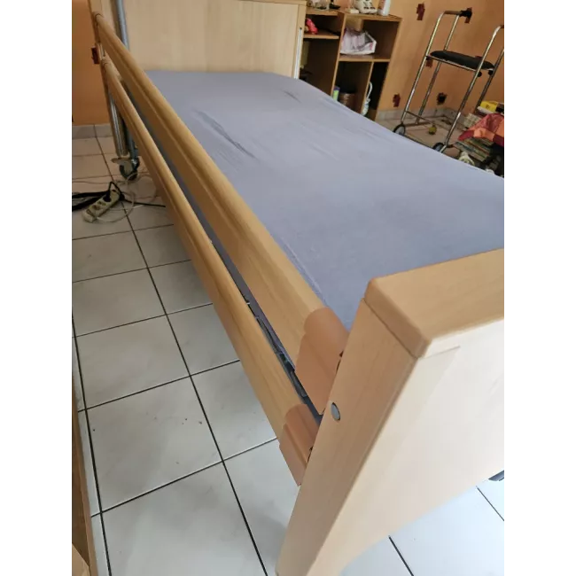 Lit médicalisé électrique d'occasion – Gamme Classique (90 x 200 cm) – Hauteur variable